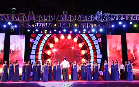 ���꼉(j��)���I(y��)���(hu��)�����~�_(k��i)��(ch��ng)�ף�ͨ��13ƪ��