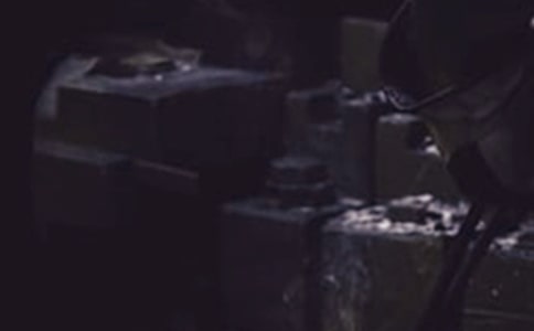 當(dāng)紙勝過鋼鐵美文