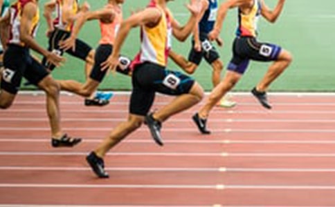 800米加油稿范文