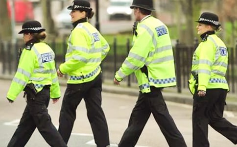 給交警叔叔的一封信-五年級(jí)-記敘文