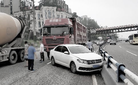 ��ͨ�¹ʂ���ί�Е�(ͨ��8ƪ)