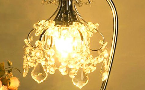 臺燈下的母愛作文