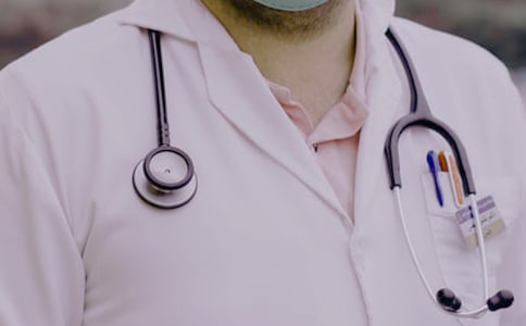 《世界上第一個聽診器》教學設計5篇