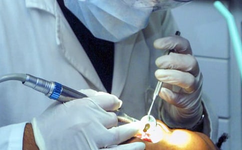 第一次當牙醫(yī)作文