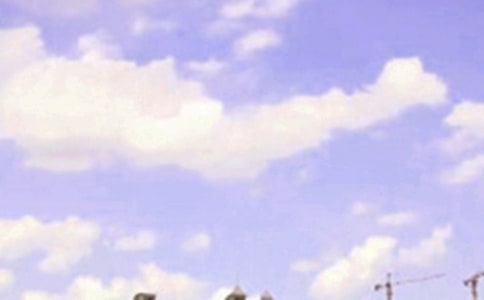 發(fā)生在星期四中午的一件事